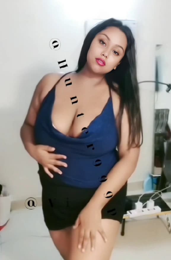 Featured image for Kiara Mumbai BBW Teases with Nude Body and Sexy Dance on Live Stream